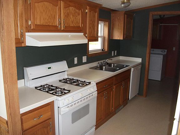 2nd image of 24830 Kennedy Ave
