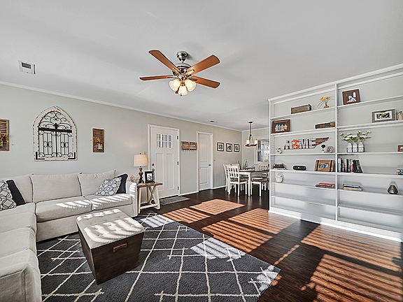 5th image of 8217 Aspen Dr