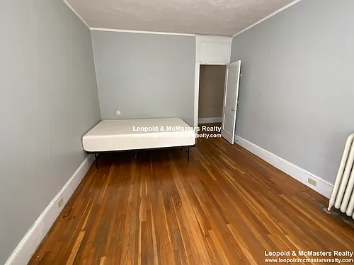 Floor plan 84
