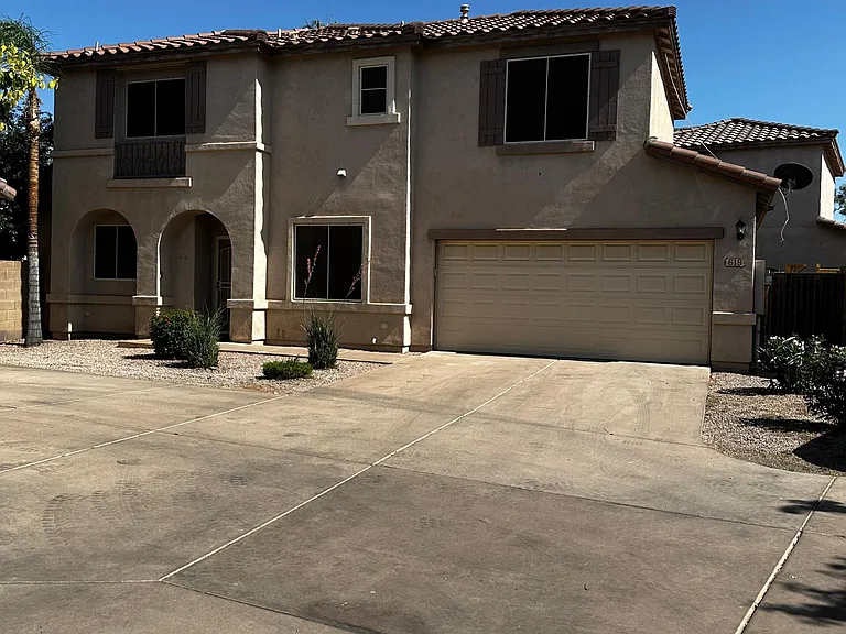 619 E Colt Ct — Photo 1