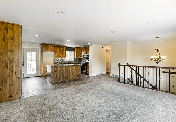 4th image of 3430 W 1850 S