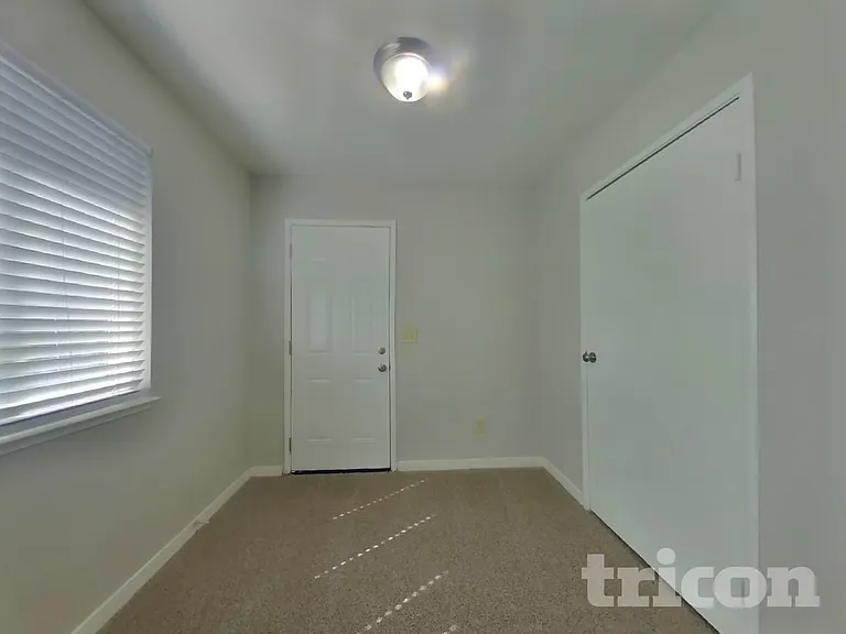 573 Laurel St — Photo 15