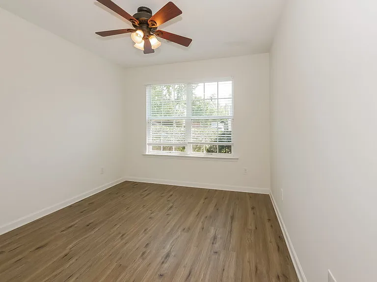 154 Paxton Pl — Photo 13