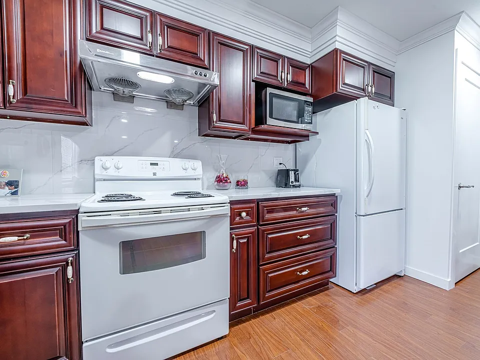 1 Charland Ave