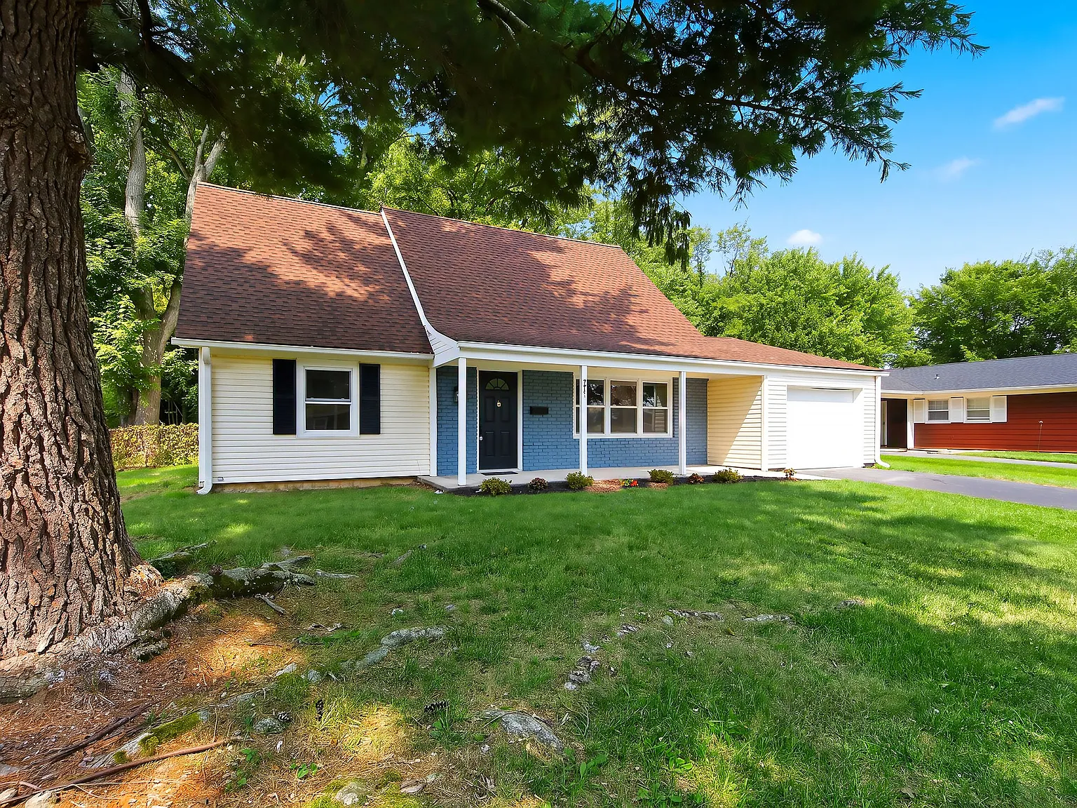 4 bed, 1573 sqft, $3,200 — Photo 3