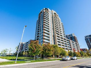 18 Uptown Dr #820, Markham, ON L3R5M5