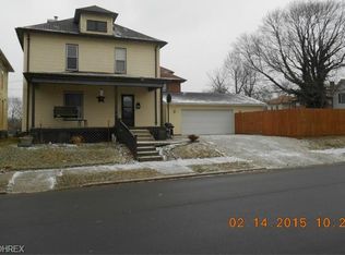 243 N 8th St, Coshocton, OH 43812