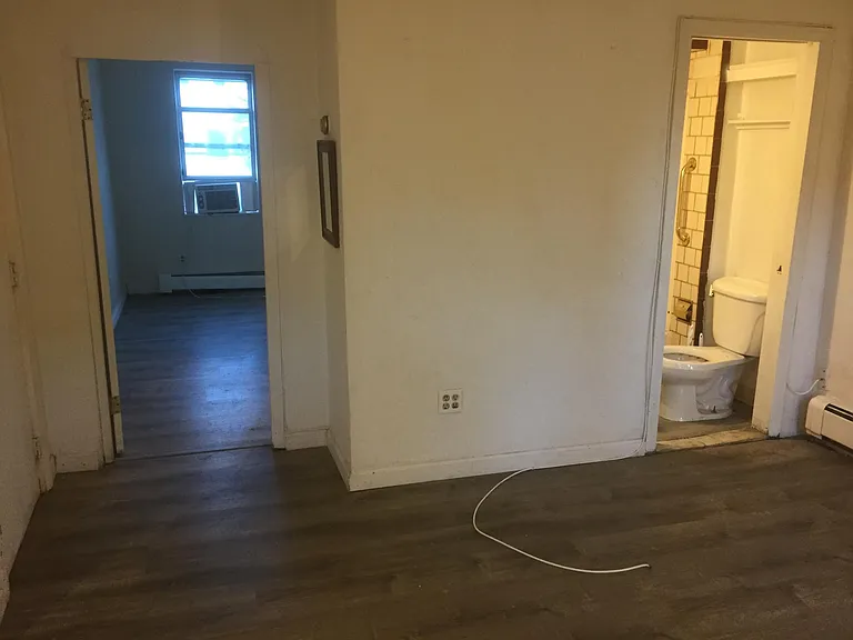 2 Everett Pl #1 — Photo 12