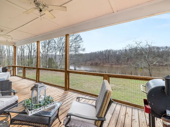 1194 Aderhold Rogers Rd, Commerce, GA 30530