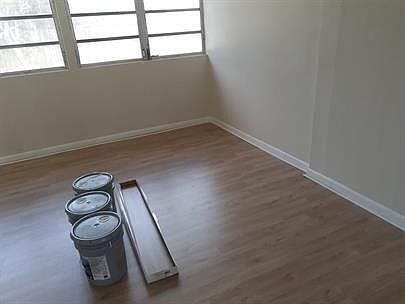 1st image of 223 SE 14th Pl