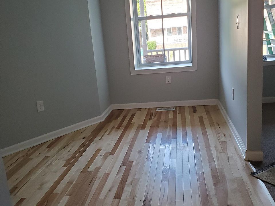 1st image of 534 S Dunlop St #2