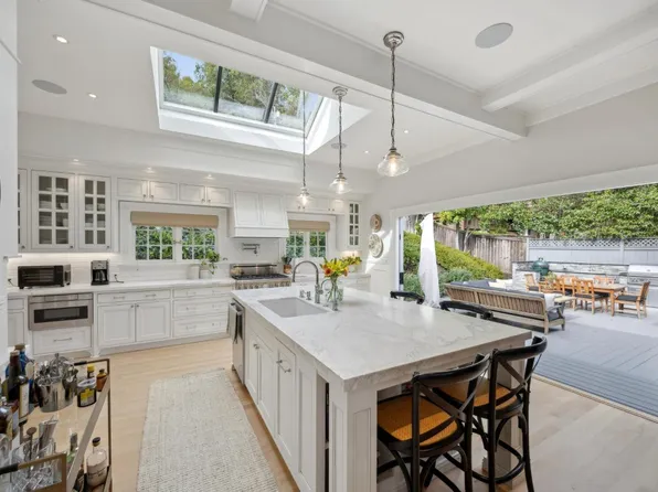 2 Foothill Road, San Anselmo, CA 94960