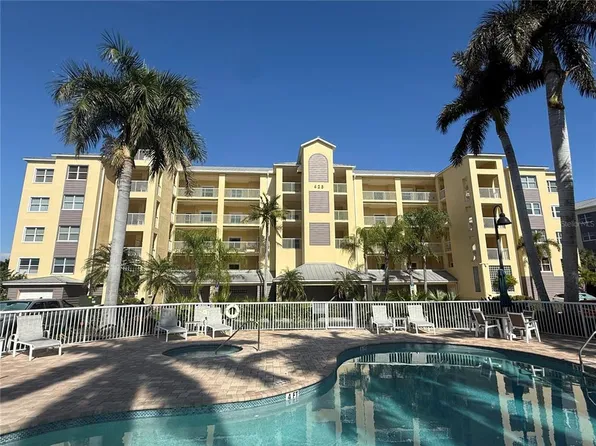 423 150th Ave APT 1405, Madeira Beach, FL 33708