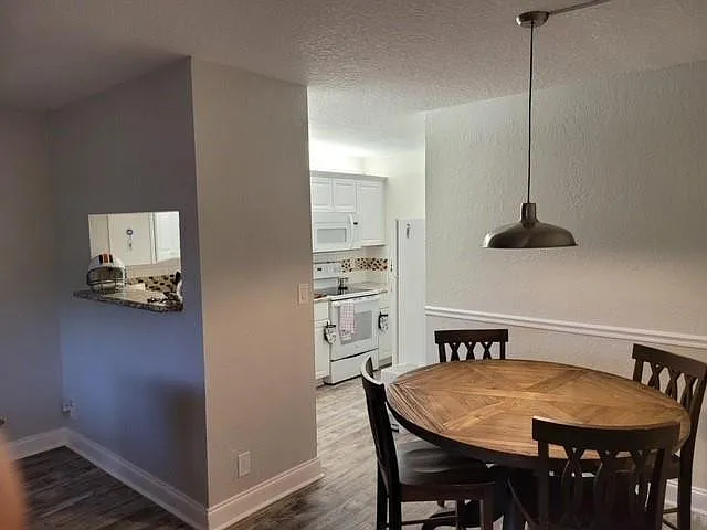 2588 Riverside Dr #2588 — Photo 11