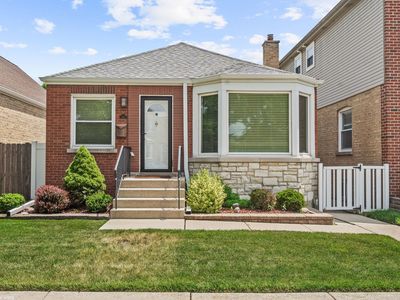 5041 N New England Ave, Chicago, IL, 60656