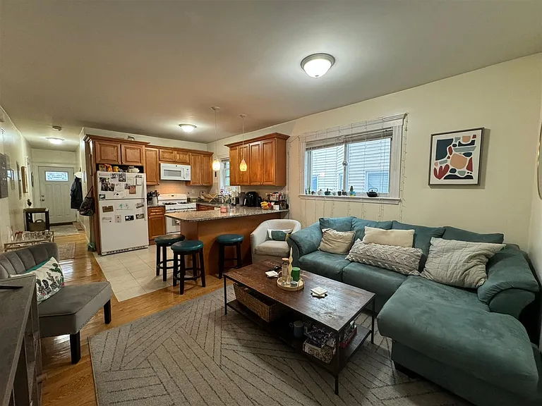 39 Belknap St #1 — Photo 24