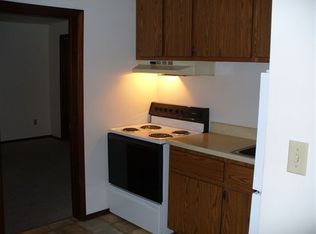 622 Isabella St APT 3, Neenah, WI 54956
