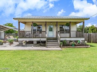 1086 Grand Anse Hwy, Breaux Bridge, LA 70517