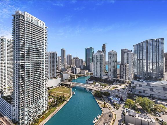 3rd image of 690 SW 1st Ct Penthouse Ii-06