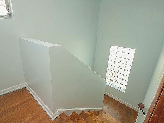 2nd image of 1135 Hannah Ave