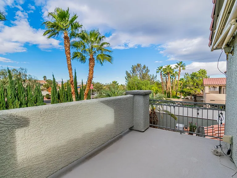 296 Doe Run Cir — Photo 102