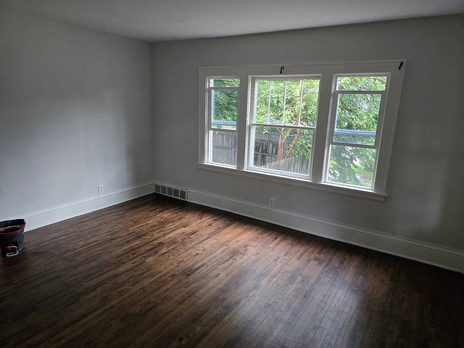 4 bed, 1800 sqft, $2,550 — Photo 1