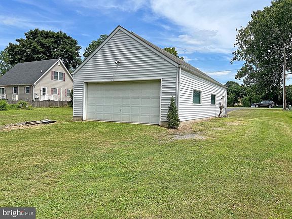 2nd image of 56 Farmdale Rd