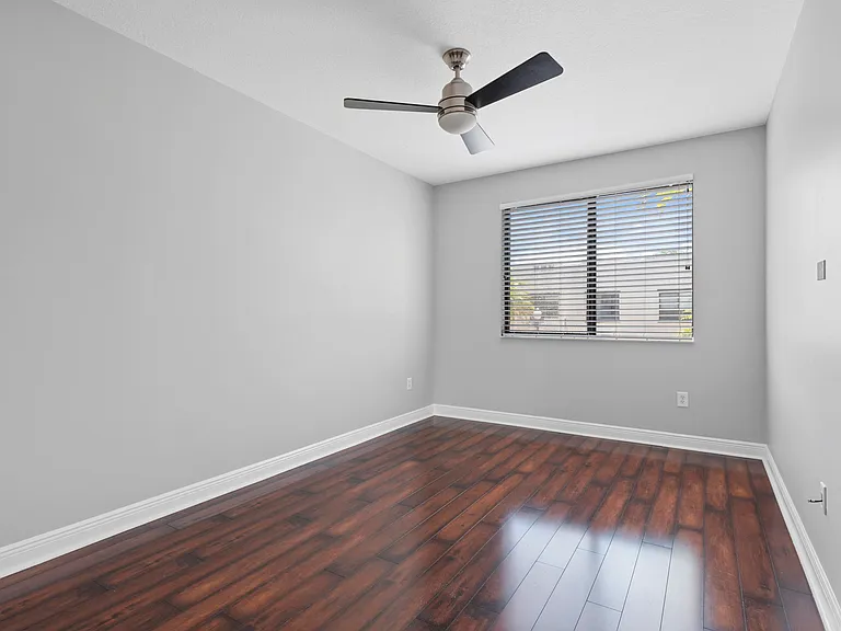 3238 SW 16th Ter #3238 — Photo 20