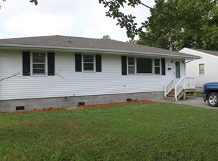 911 McPherson St, Elizabeth City, NC 27909