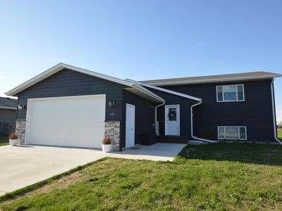 909 Nano Nagle Ave NE, Aberdeen, SD, 57401