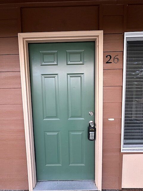 1st image of 10235 NE Prescott St APT 26
