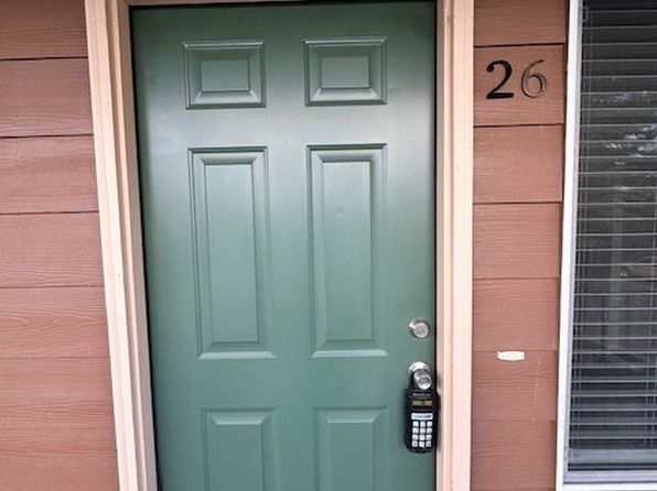 10235 NE Prescott St APT 26