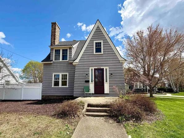 1202 E Court St, Janesville, WI 53545