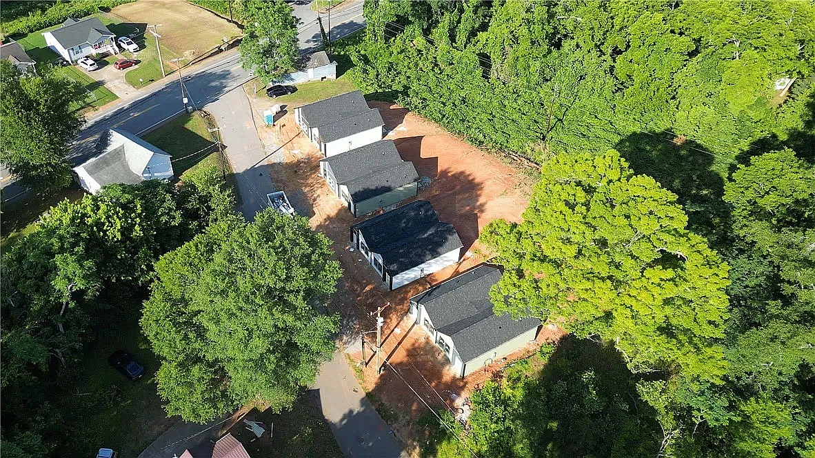 1 bed, 579 sqft, $999 — Photo 4