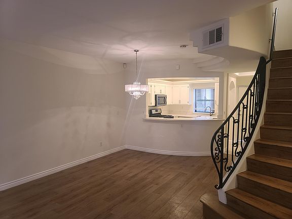 4th image of 4320 Laurel Canyon Blvd APT 7