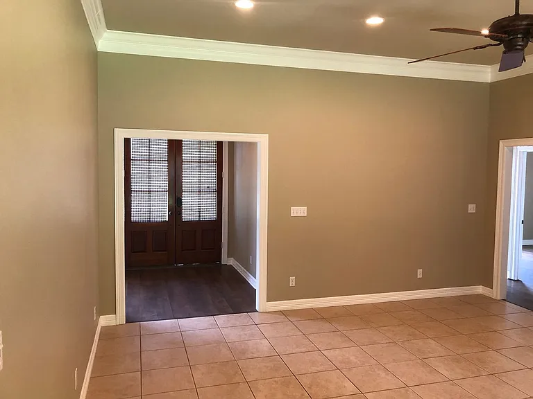 472 Grand Oaks Dr — Photo 7
