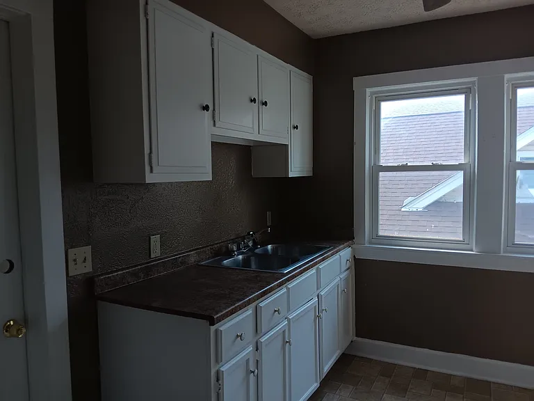 3435 W 131st St #UP — Photo 2