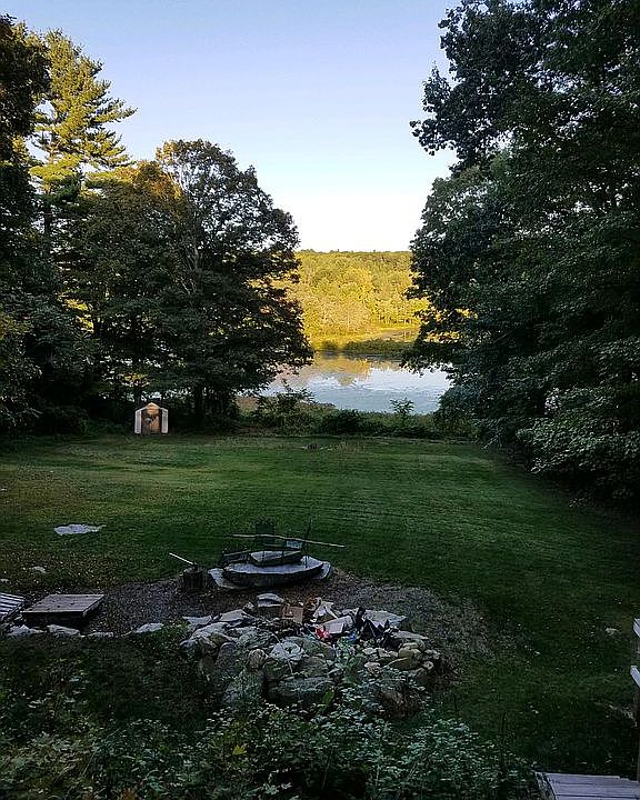 1429 Riverside Dr, North Grosvenordale, CT 06255 Zillow