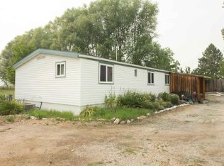 853 Sleeping Child Rd, Hamilton, MT 59840
