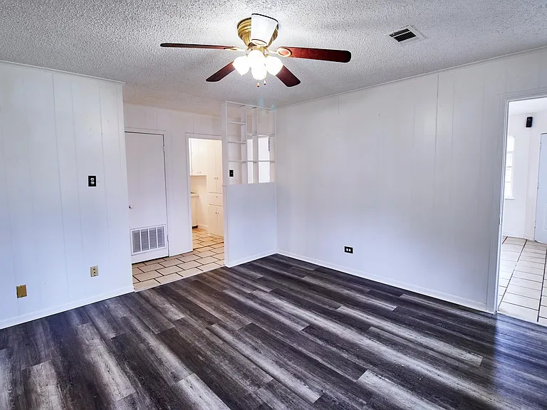 1504 Sherman Dr #701 — Photo 9