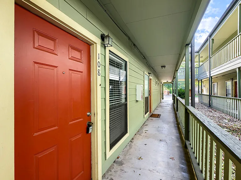 3206 King St #108 — Photo 2