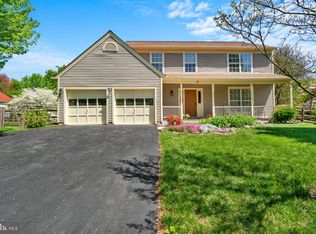 17 Tea Rose Ct, Gaithersburg, MD 20879
