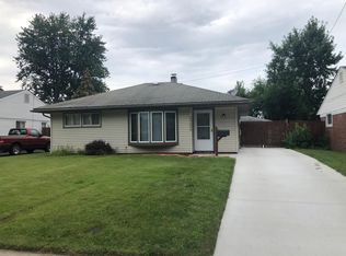 29456 Alvin St, Garden City, MI 48135