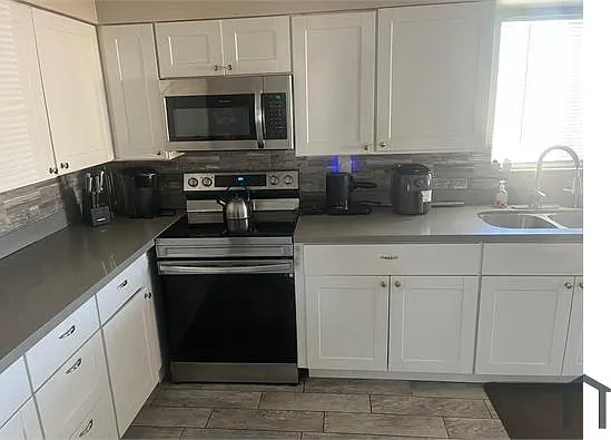 1801 E Southern Ave — Photo 9