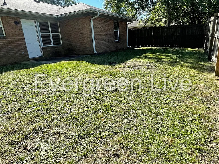 103 Morning Bloom Ct — Photo 9