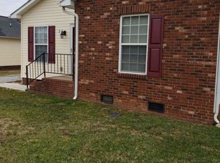 205 Janice Dr, High Point, NC 27263