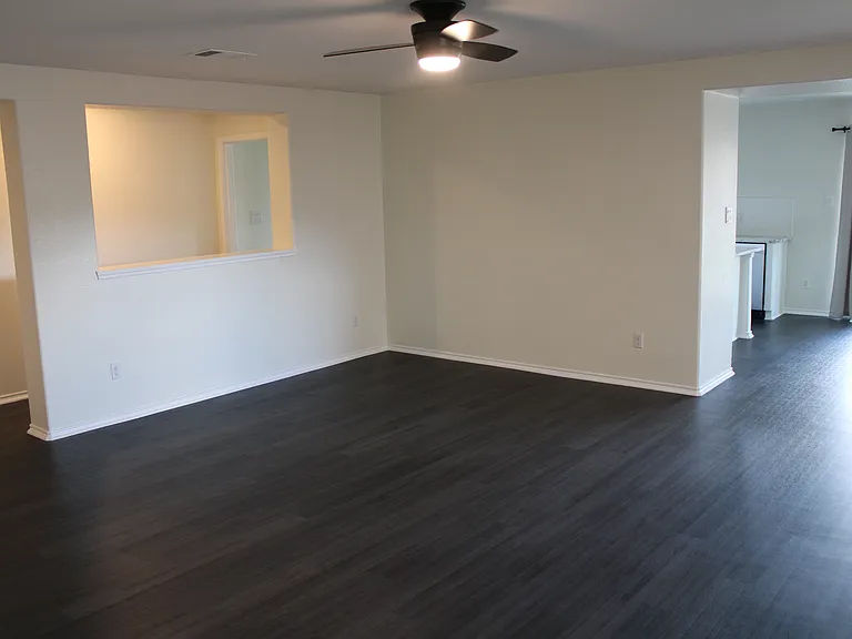 916 Watson Way — Photo 8