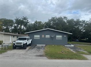 Robertson Park, Fort Lauderdale, FL 33312