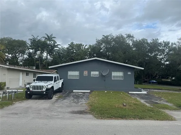 353 SW 19th Ave, Fort Lauderdale, FL 33312