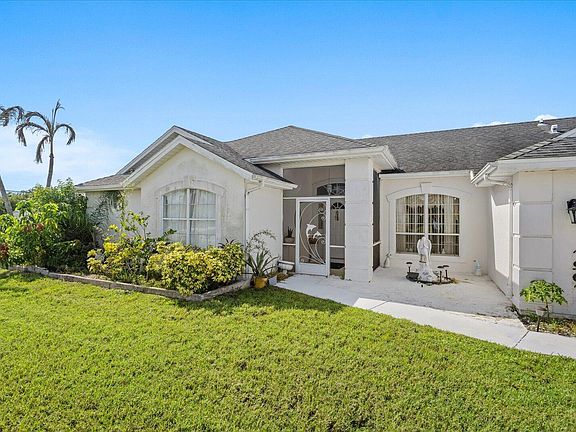 3rd image of 2962 SE BELLA Road